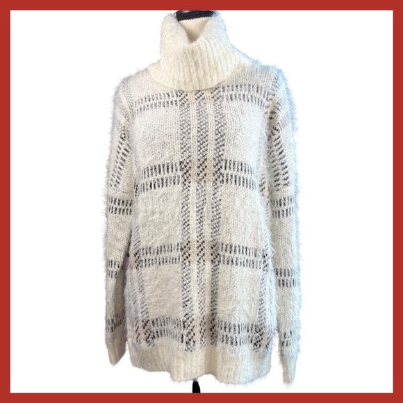 Sanctuary Sweaters - NWT Sanctuary White Check‎ Plaid Fuzzy Knit Turtleneck Sweater Womens Small